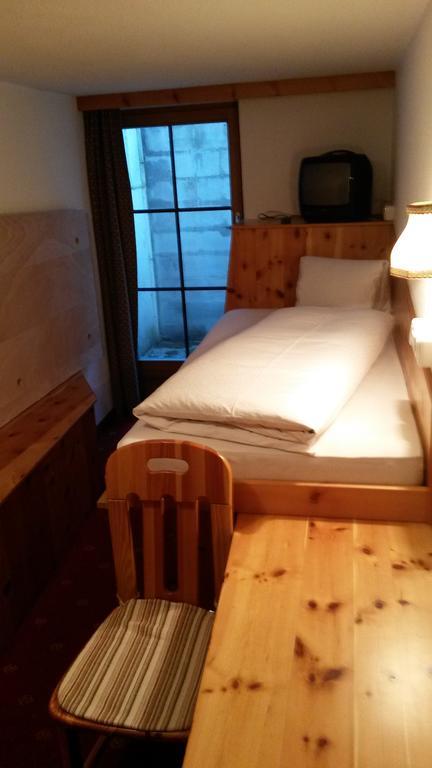 Hotel Garni Alpenrose Ischgl Esterno foto