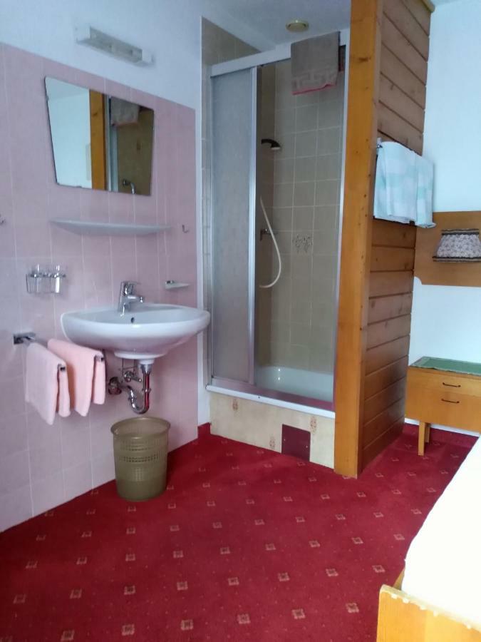 Hotel Garni Alpenrose Ischgl Esterno foto